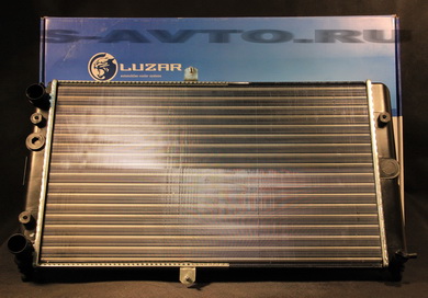 Радиатор охлаждения алюминиевый ВАЗ 2110-12 LUZAR (универсальный)