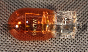 Лампа 12В А12-21 Вт (жёлтая, безцокольная) 