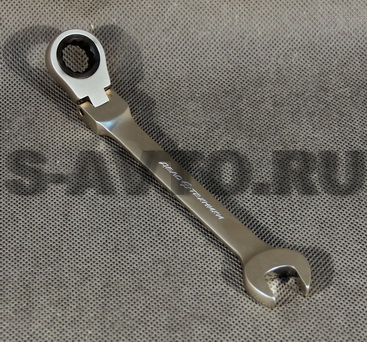 Ключ комбинированный ТРЕЩОТОЧНЫЙ шарнирный x 18 мм 